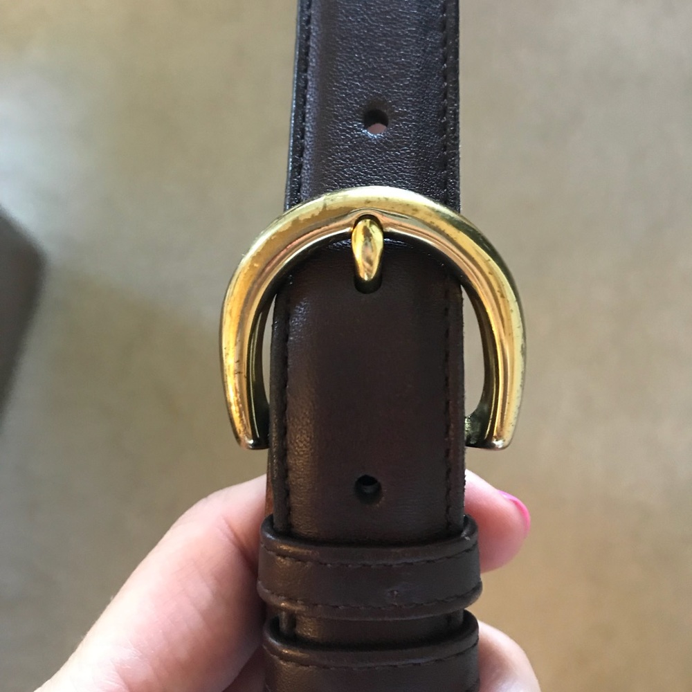 Coach Belt. One inch wide. Chocolate brown. Medium